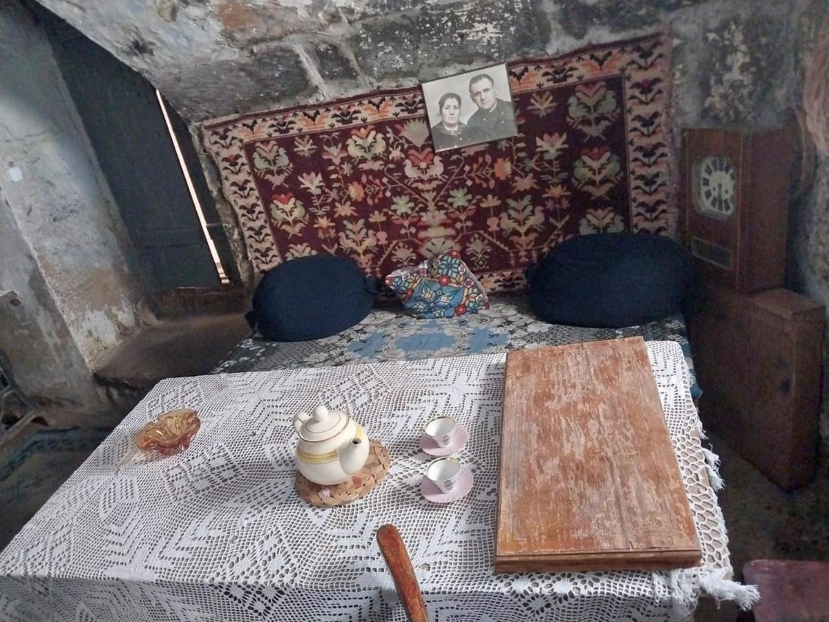 Old Arch Hotell Gyumri Eksteriør bilde